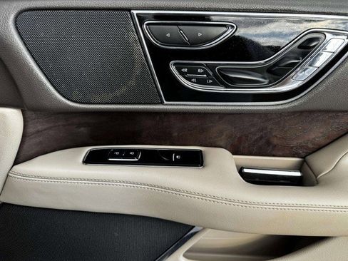 Used 2023 Lincoln Navigator Reserve image 52