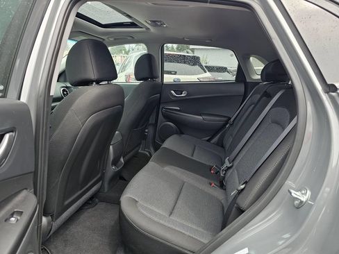 Used 2023 Hyundai Kona SEL FWD image 17