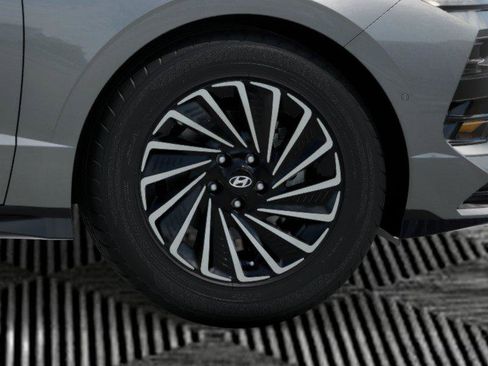 New 2026 Hyundai Sonata Limited image 8
