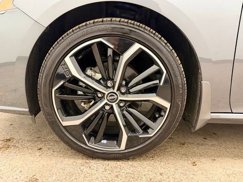 Used 2025 Nissan Altima 2.5 SR image 19