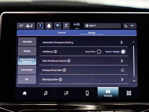 New 2026 Jeep Compass Limited image 17