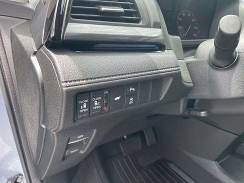 Used 2025 Honda Odyssey Elite image 22