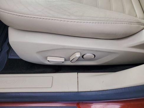 Used 2015 Ford Fusion SE w/ Equipment Group 202A image 18