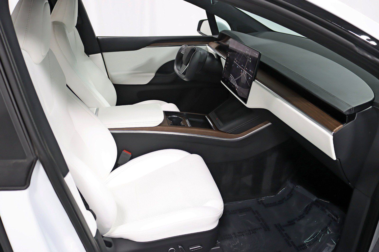 Used 2023 Tesla Model X AWD/4WD image 34