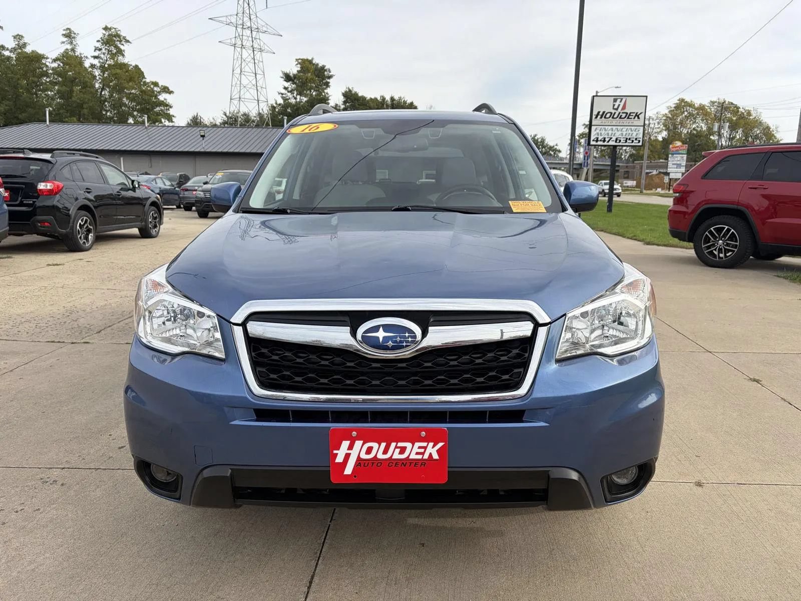 Used 2016 Subaru Forester 2.5i Premium AWD/4WD image 2