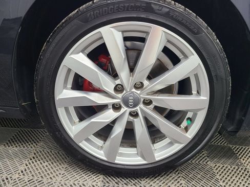 Used 2018 Audi A4 2.0T Ultra Premium w/ Convenience Package FWD image 15