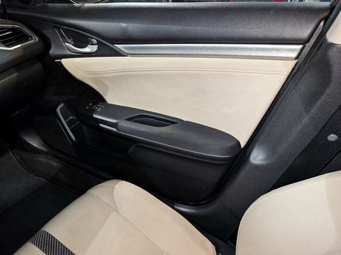 Used 2016 Honda Civic EX image 34