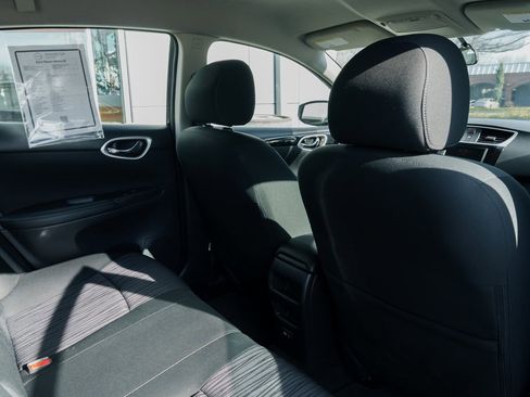 Used 2019 Nissan Sentra SV image 23