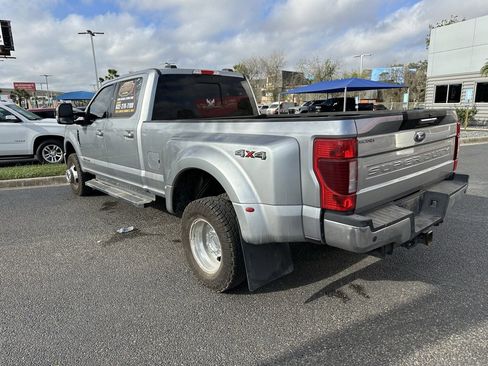 Used 2022 Ford F350 Lariat w/ Lariat Value Package image 4