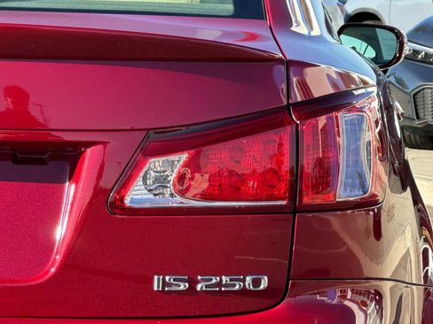 Used 2012 Lexus IS 250 image 8