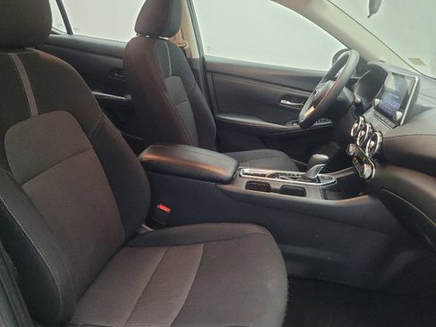Used 2024 Nissan Sentra SV FWD image 21
