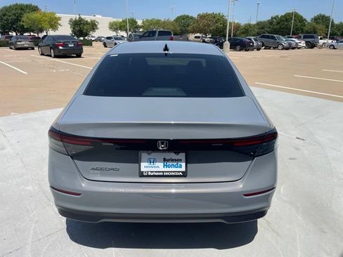 Used 2025 Honda Accord SE image 8