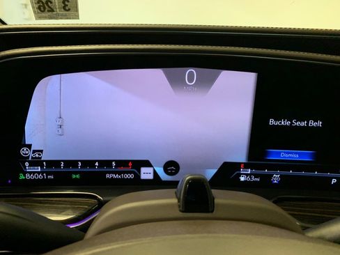 Used 2021 Cadillac Escalade Sport w/ Driver Assist Tech Package image 18