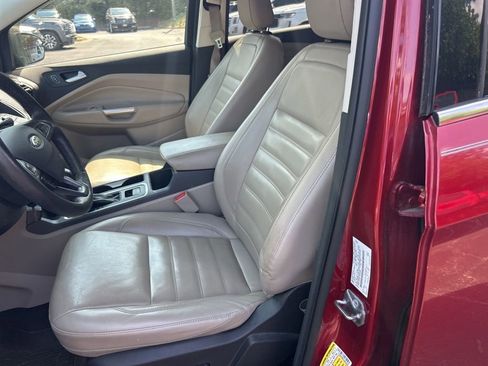 Used 2018 Ford Escape SEL AWD/4WD image 14