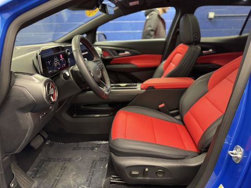 Used 2025 Chevrolet Equinox EV RS image 20