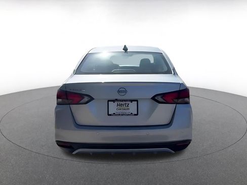 Used 2025 Nissan Versa SV image 12