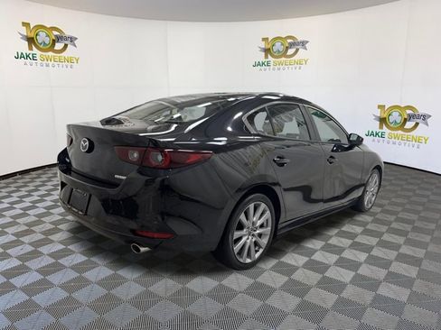 Used 2023 MAZDA MAZDA3 s FWD image 10