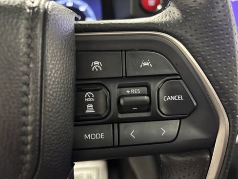 Used 2025 Toyota 4Runner TRD Off-Road Premium w/ Tow Technology Package AWD/4WD image 20