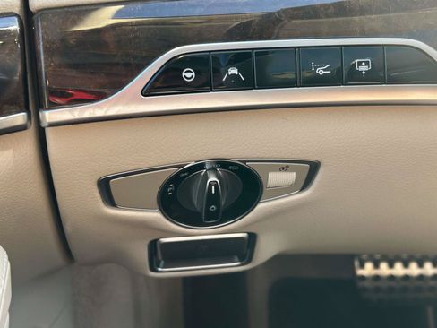Used 2019 Mercedes-Benz S 560 4MATIC Sedan image 22