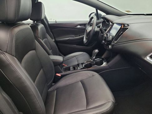 Used 2016 Chevrolet Cruze Premier image 21