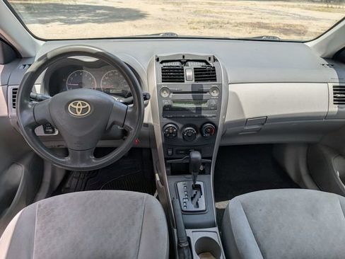 Used 2009 Toyota Corolla FWD image 23