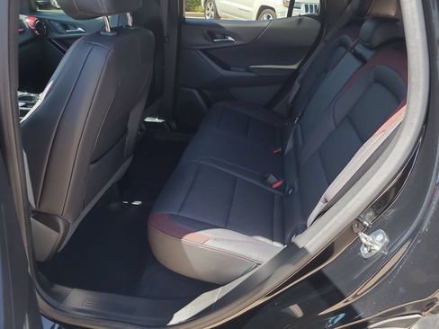 Used 2026 Chevrolet Equinox RS w/ Convenience Package III FWD image 9