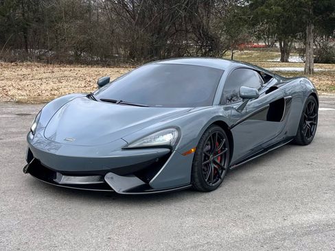 Used 2016 McLaren 570S Coupe image 11