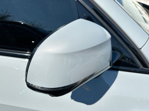 Used 2024 BMW X5 xDrive40i w/ Executive Package image 11