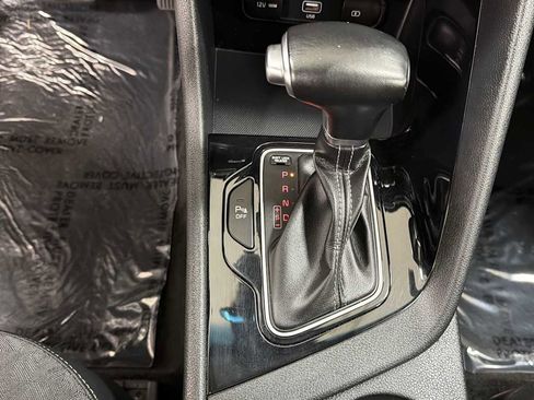 Used 2022 Kia Niro LXS FWD image 21