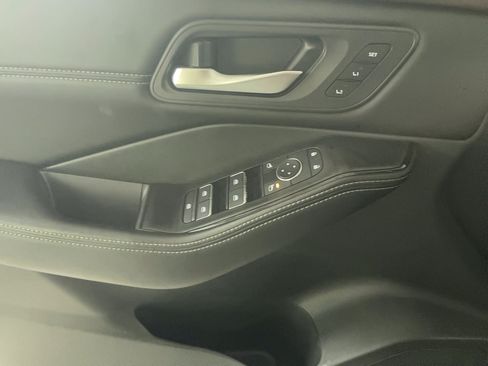 Used 2023 Nissan Rogue SL w/ SL Premium Package AWD/4WD image 18