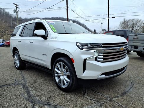 Used 2021 Chevrolet Tahoe High Country image 2