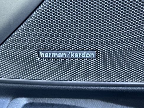 Used 2023 BMW M3 image 19