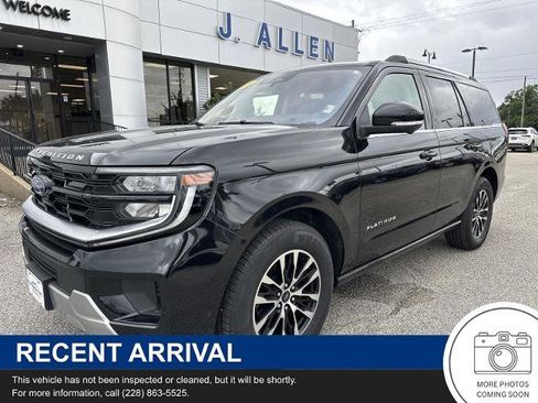 Certified 2025 Ford Expedition Platinum AWD/4WD image 1