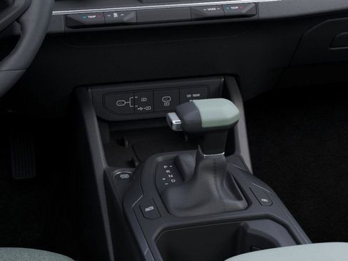 New 2025 Kia K4 EX image 29