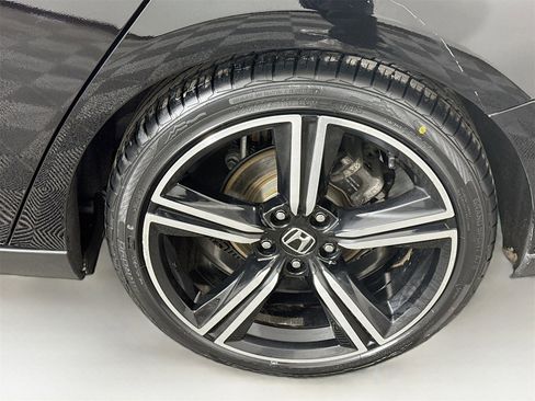 Used 2023 Honda Accord Sport image 5