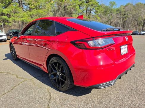 Used 2025 Honda Civic Sport image 3
