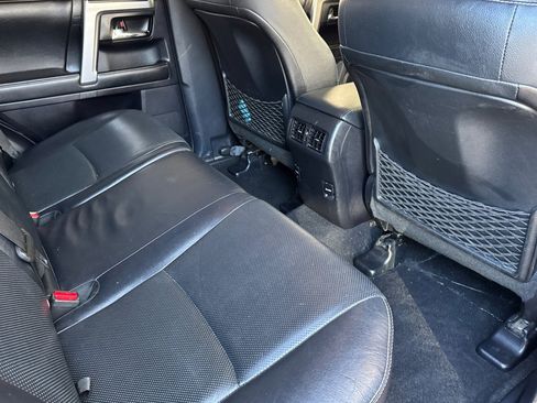 Used 2015 Toyota 4Runner Limited image 29