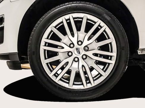 Used 2024 Ford Expedition Max Limited image 9