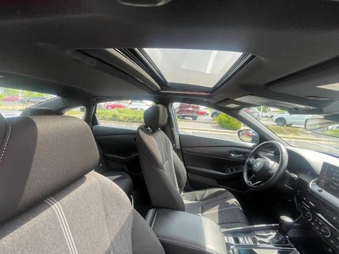 Used 2025 Honda Accord Sport image 11
