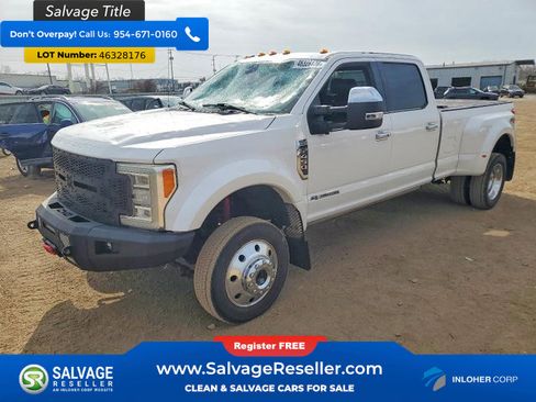 Used 2017 Ford F450 Platinum w/ Platinum Ultimate Package image 3