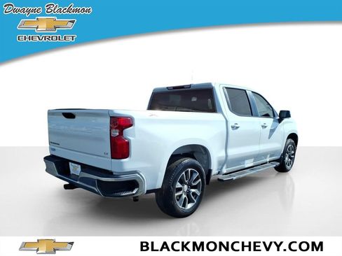 Used 2024 Chevrolet Silverado 1500 LT AWD/4WD image 3