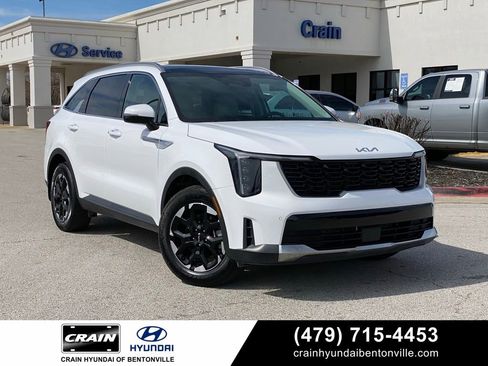 Used 2025 Kia Sorento S w/ Panoramic Sunroof Package image 1