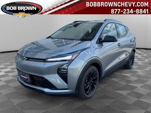 Used 2027 Chevrolet Bolt RS w/ Technology Package FWD image 1