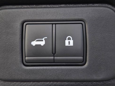 New 2026 Nissan Rogue SV image 9