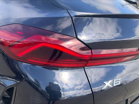 Certified 2022 BMW X6 xDrive40i w/ M Sport Package AWD/4WD image 27