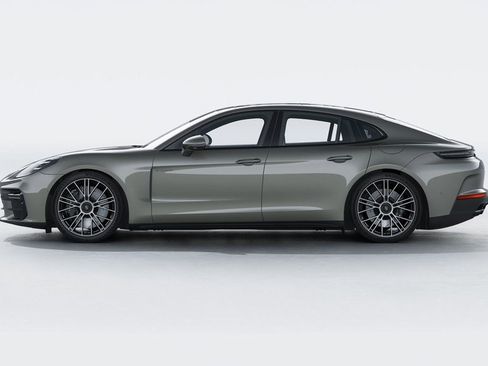 New 2026 Porsche Panamera Turbo image 2