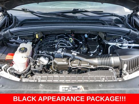 Used 2023 Jeep Grand Cherokee Limited w/ Black Appearance Package image 25