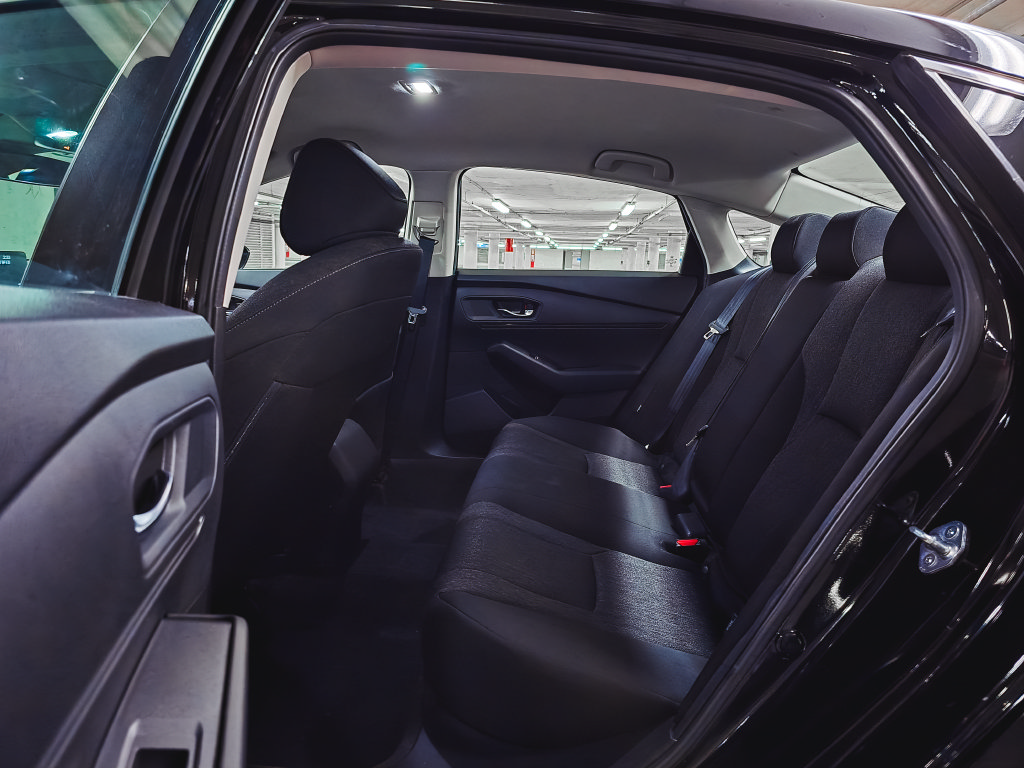 Used 2023 Honda Accord LX image 19