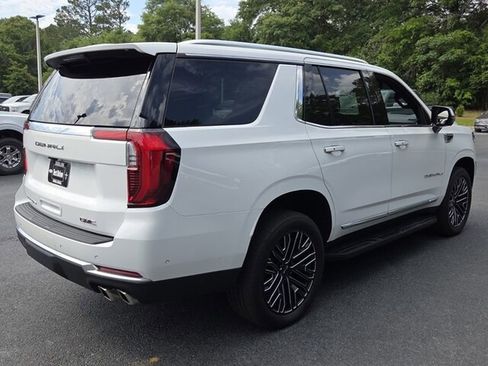Used 2025 GMC Yukon Denali w/ LPO, Illumination Package RWD image 15