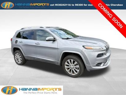 Used 2017 Jeep Cherokee Overland w/ Technology Group